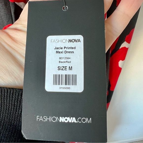 NWT FASHION NOVA Jacie Floral Ruffled Maxi Dress—SZ. Medium - Picture 7 of 17